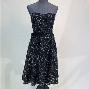 Polka dot strapless mini flare dress